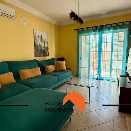 #343 With Pool & Jacuzzi By Holidays Villa