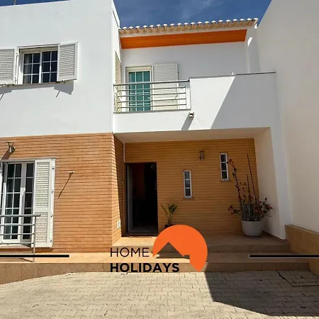 #343 With Pool & Jacuzzi By Holidays