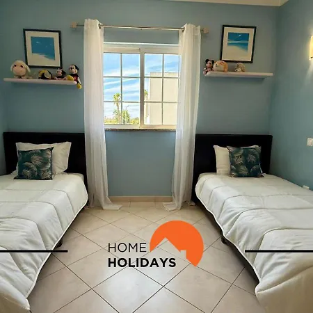 #343 With Pool & Jacuzzi By Holidays 别墅 *